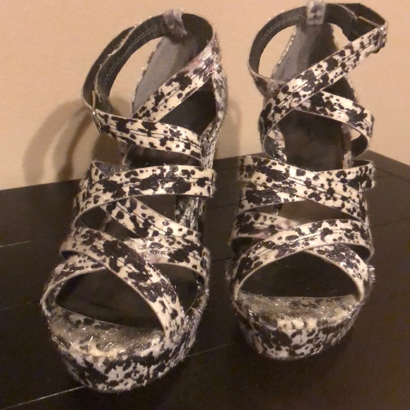 Nicole by Nicole Miller Shoes - Nicole Miller Dalmatian Print Wedge SZ 8.5